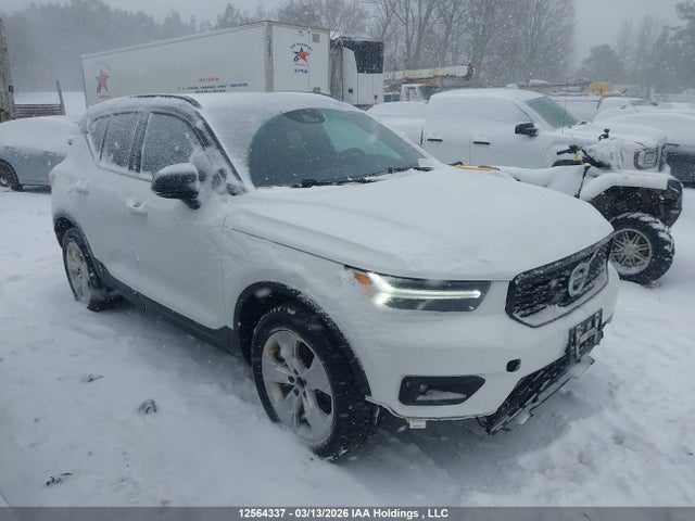 YV4162UM3L2242895 Volvo Xc40 T5 R-design