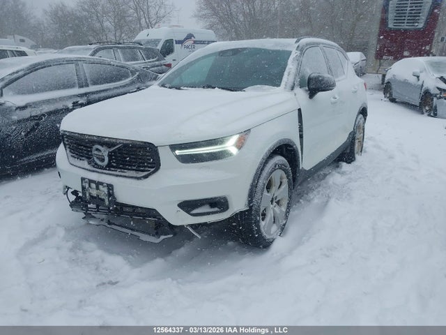 YV4162UM3L2242895 Volvo Xc40 T5 R-design