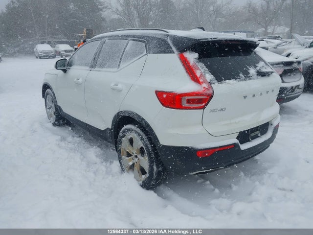 YV4162UM3L2242895 Volvo Xc40 T5 R-design