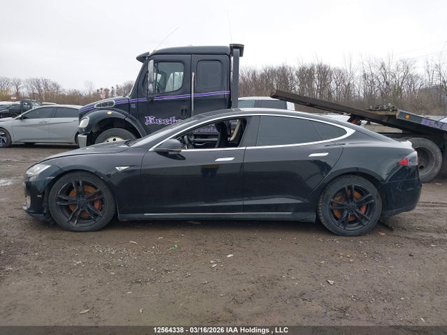 Tesla MODEL S 2014 5YJSA1H11EFP61377 Image 13