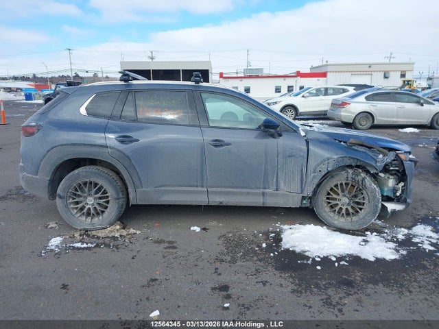 7MMVABDM5PN102869 Mazda Cx-50 Premium