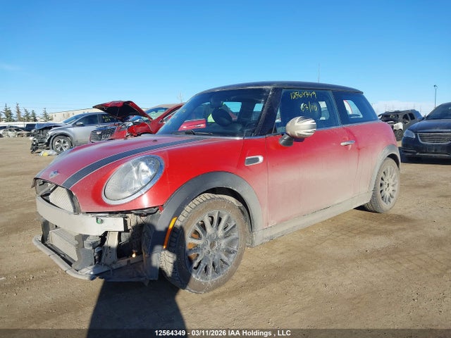 Mini 3 Door Cooper 2018 WMWXP5C56J2H29219 Image 2