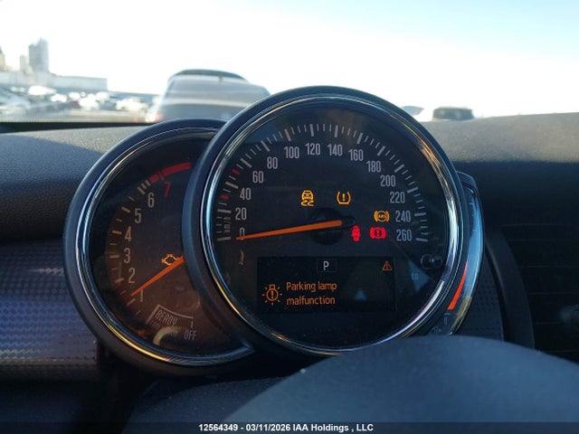 Mini 3 Door Cooper 2018 WMWXP5C56J2H29219 Image 7
