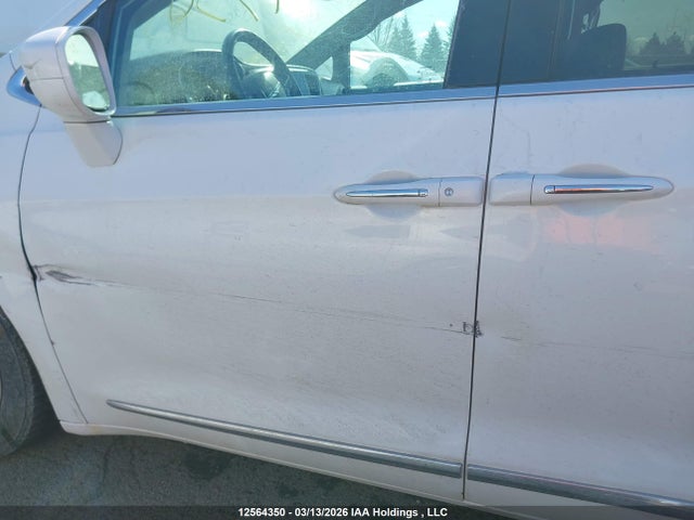 Aukcja sprzedaży 2017 Chrysler Pacifica Touring-l, vin: 2C4RC1BG2HR522984, numer aukcji: 12564350