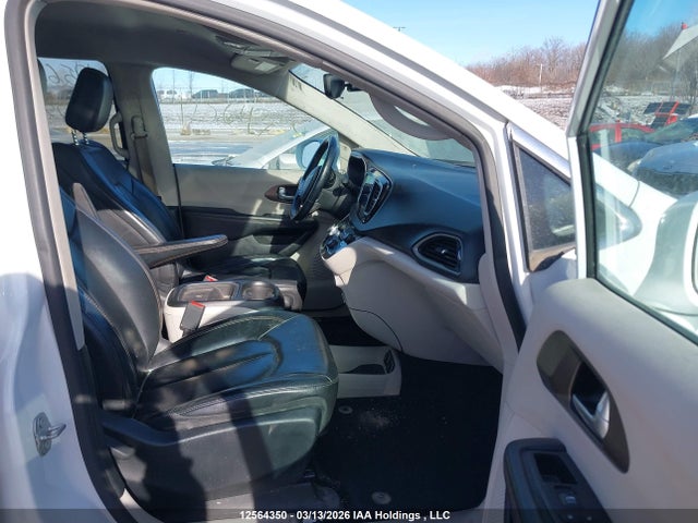 Aukcja sprzedaży 2017 Chrysler Pacifica Touring-l, vin: 2C4RC1BG2HR522984, numer aukcji: 12564350