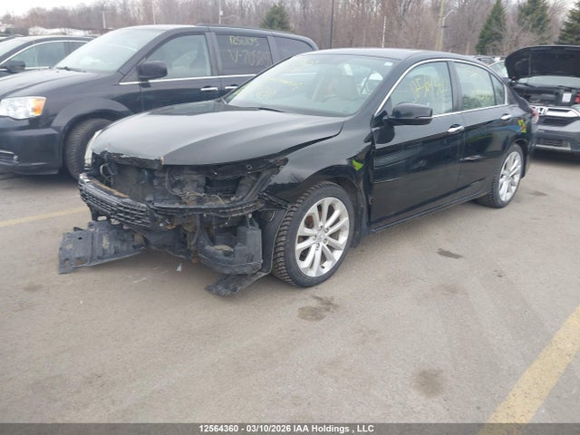 1HGCR2F99FA800563 Honda Accord Touring
