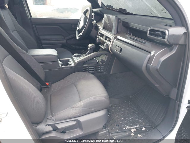 2024 Toyota Tacoma მანქანა იყიდება აუქციონზე, vin: 3TYLB5JN2RT044983, აუქციონის ნომერი: 12564375