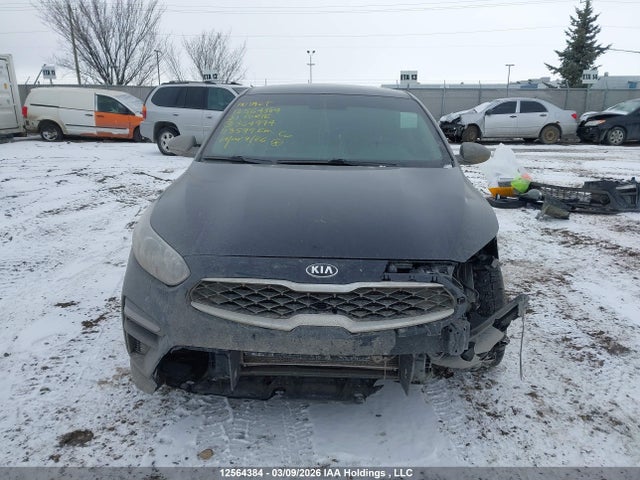 2021 Kia Forte მანქანა იყიდება აუქციონზე, vin: 3KPF24AD0ME364994, აუქციონის ნომერი: 12564384