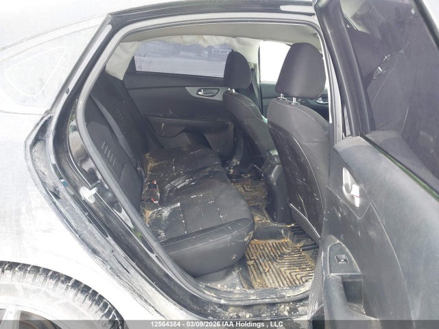 2021 Kia Forte მანქანა იყიდება აუქციონზე, vin: 3KPF24AD0ME364994, აუქციონის ნომერი: 12564384