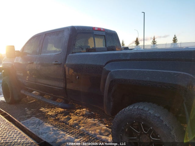 1GT42VCY8KF205835 GMC Sierra K3500 Slt