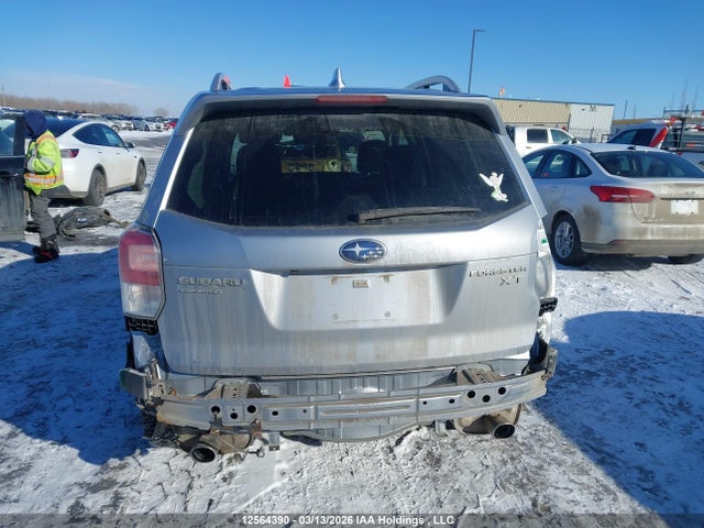 JF2SJHWCXJH435134 Subaru Forester 2.0xt Touring