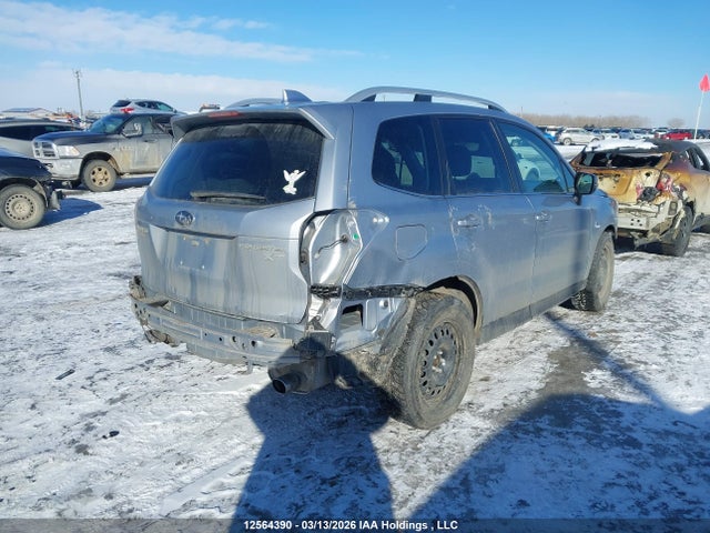 JF2SJHWCXJH435134 Subaru Forester 2.0xt Touring