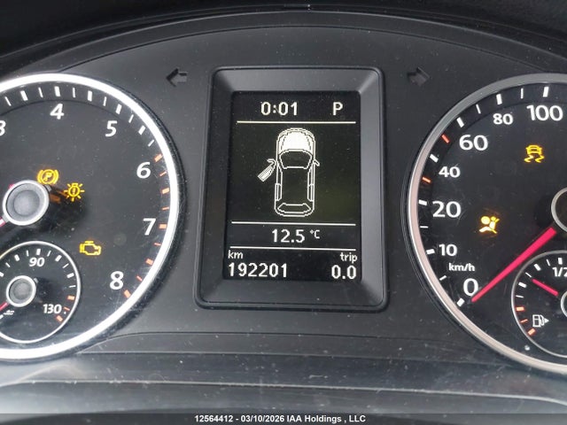 2015 Volkswagen Tiguan მანქანა იყიდება აუქციონზე, vin: WVGJV7AX5FW520299, აუქციონის ნომერი: 12564412