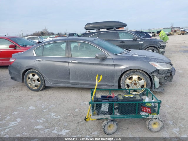 1HGCR2F0XHA802326 Honda Accord Touring