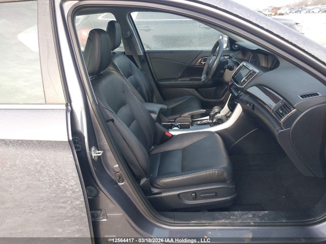1HGCR2F0XHA802326 Honda Accord Touring
