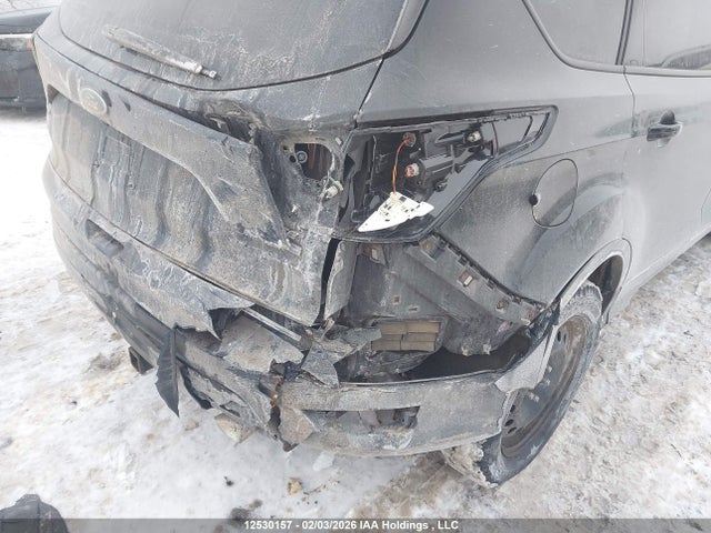 1FMCU9GD4JUA13371 Ford ESCAPE SE