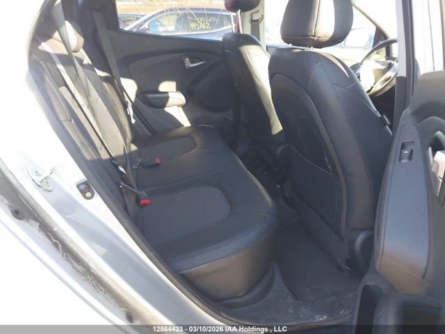12564423 :رقم المزاد ، KM8JUCAC9CU439936 vin ، 2012 Hyundai Tucson Gls/limited مزاد بيع