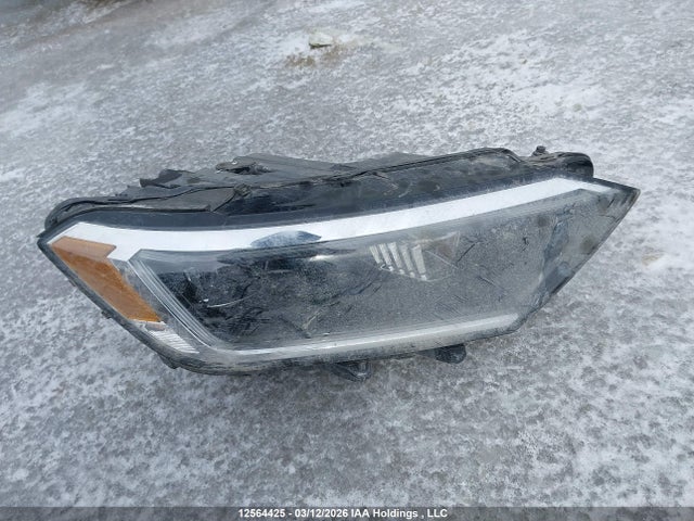 3VWGM7BU5NM019415 Volkswagen Jetta
