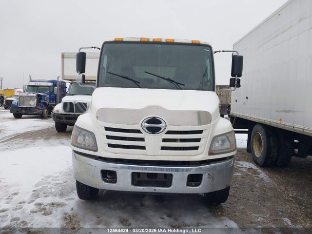 12564429 :رقم المزاد ، 2AYNC6JM6A3S14026 vin ، 2010 Hino Hino 185 مزاد بيع