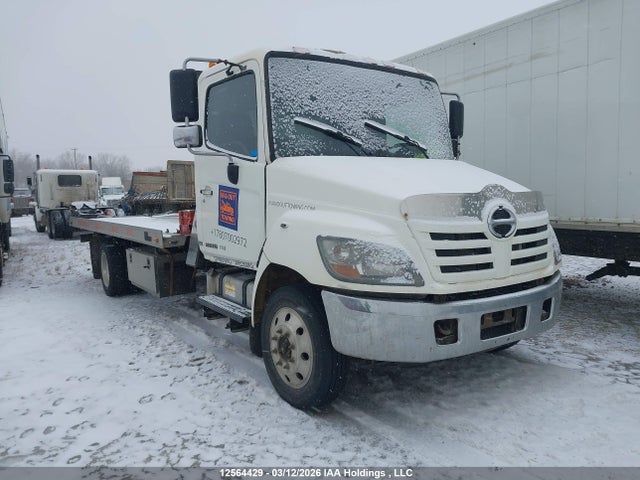 12564429 :رقم المزاد ، 2AYNC6JM6A3S14026 vin ، 2010 Hino Hino 185 مزاد بيع