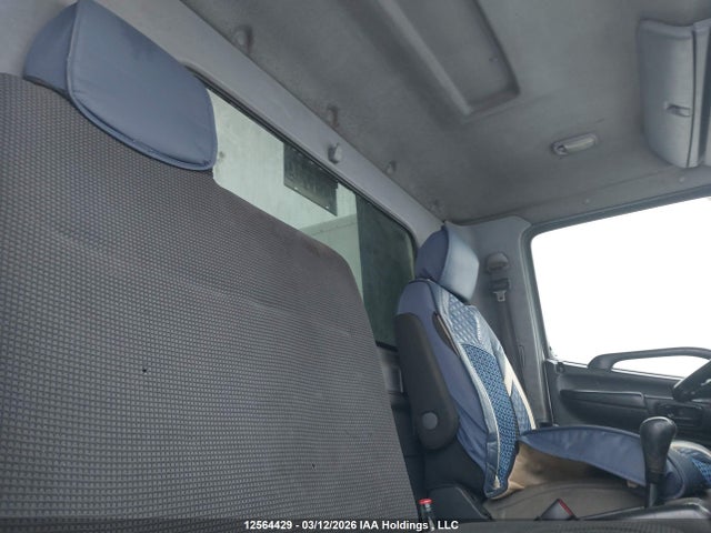12564429 :رقم المزاد ، 2AYNC6JM6A3S14026 vin ، 2010 Hino Hino 185 مزاد بيع