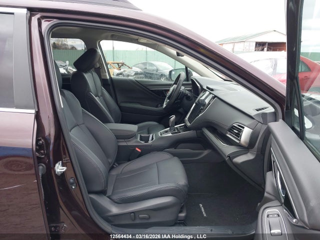 4S4BTDNC8S3104467 Subaru Outback Limited