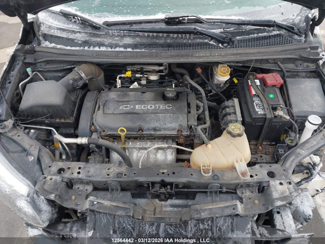 1G1JD6SH0J4129227 Chevrolet SONIC LT