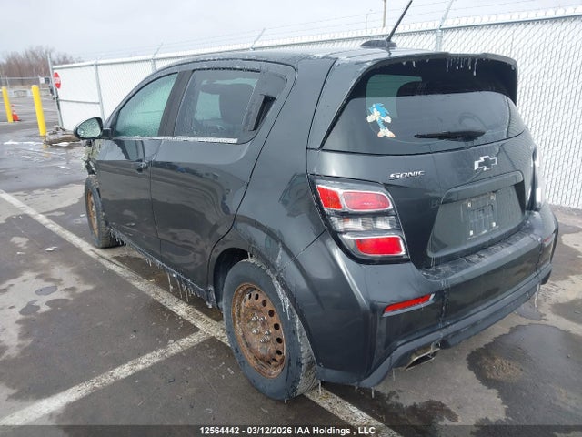 1G1JD6SH0J4129227 Chevrolet SONIC LT
