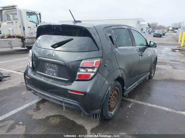 1G1JD6SH0J4129227 Chevrolet SONIC LT