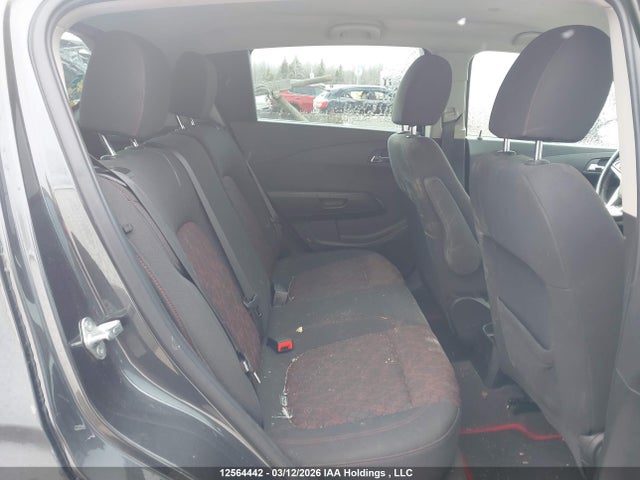 1G1JD6SH0J4129227 Chevrolet SONIC LT