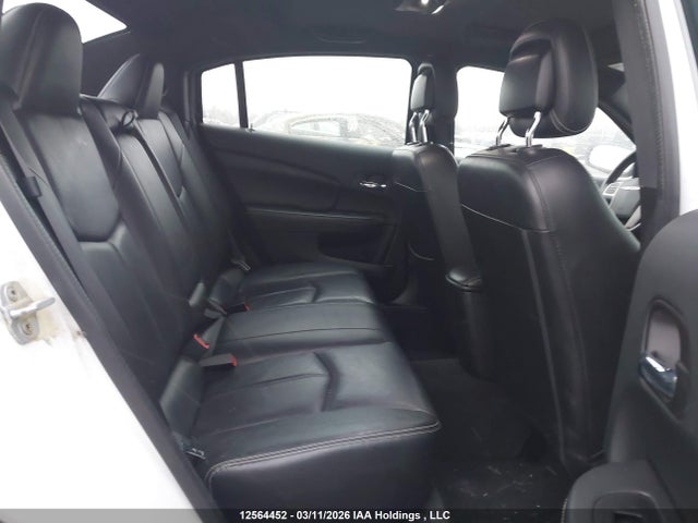 2013 Chrysler 200 Limited მანქანა იყიდება აუქციონზე, vin: 1C3CCBCG4DN773348, აუქციონის ნომერი: 12564452