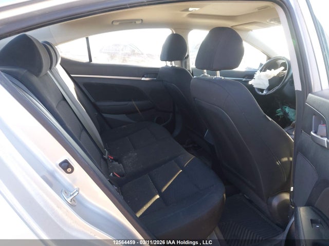 KMHD84LF0KU817963 Hyundai Elantra Preferred