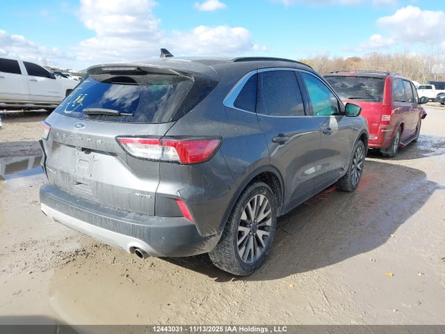 1FMCU9J91NUA76969 Ford Escape Titanium