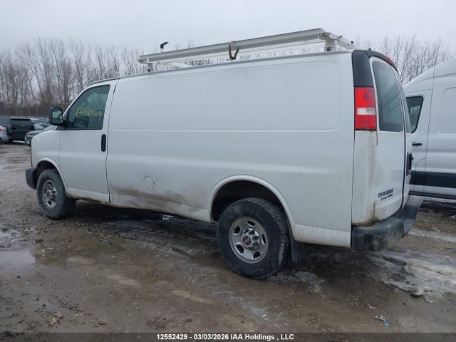 GMC Savana 2500 1wt 2016 1GTW7AFF3G1224715 Image 3
