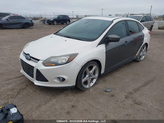Продажа на аукционе авто 2012 Ford Focus Titanium, vin: 1FAHP3J24CL180477, номер лота: 12564476