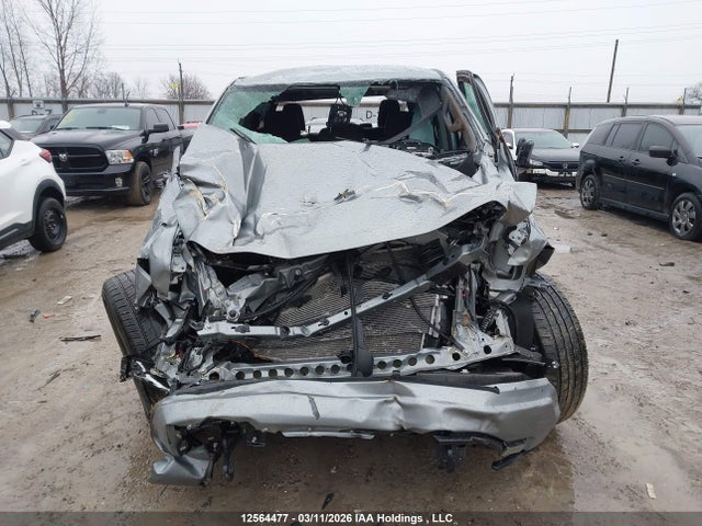 1GTUUCED8RZ393581 GMC Sierra K1500 Elevation