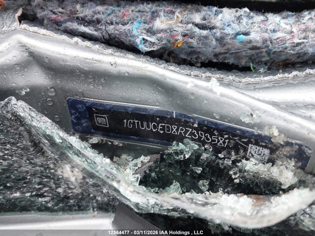 1GTUUCED8RZ393581 GMC Sierra K1500 Elevation