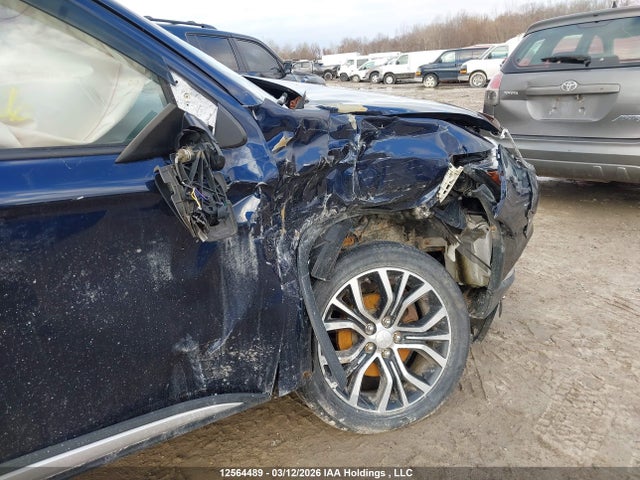 JA4JZ3AX6GZ610685 Mitsubishi Outlander Se