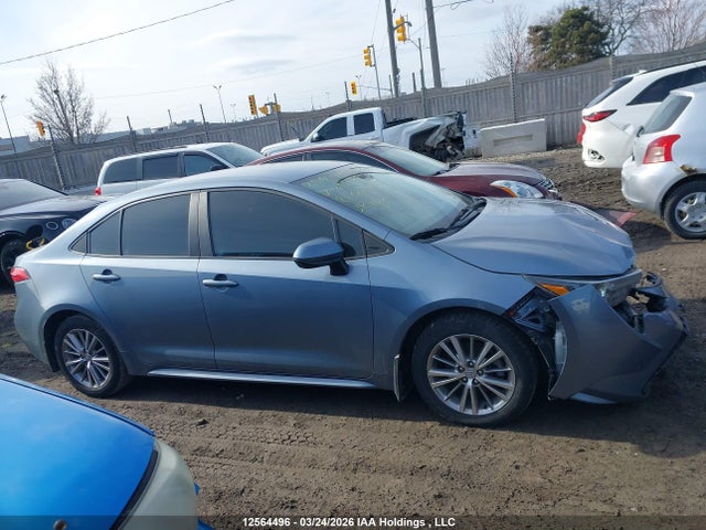 12564496 :رقم المزاد ، 5YFBPMBE6MP251685 vin ، 2021 Toyota Corolla Le مزاد بيع