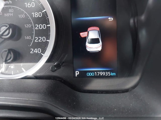 12564496 :رقم المزاد ، 5YFBPMBE6MP251685 vin ، 2021 Toyota Corolla Le مزاد بيع
