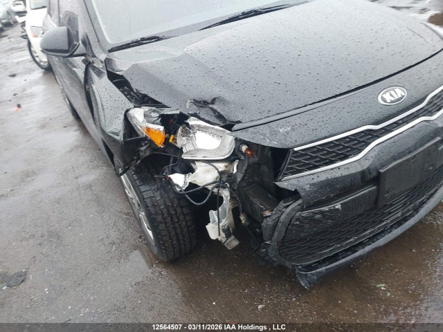 3KPA24AD9LE277281 KIA Rio Ex/lx+