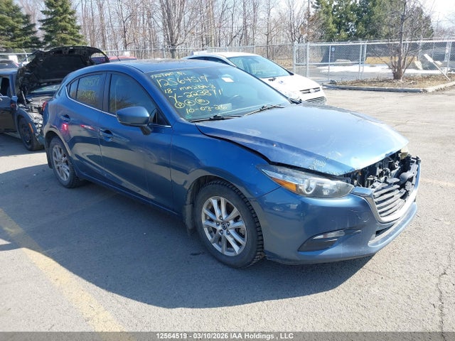 12564519 :رقم المزاد ، 3MZBN1L70JM223871 vin ، 2018 Mazda Mazda3 مزاد بيع
