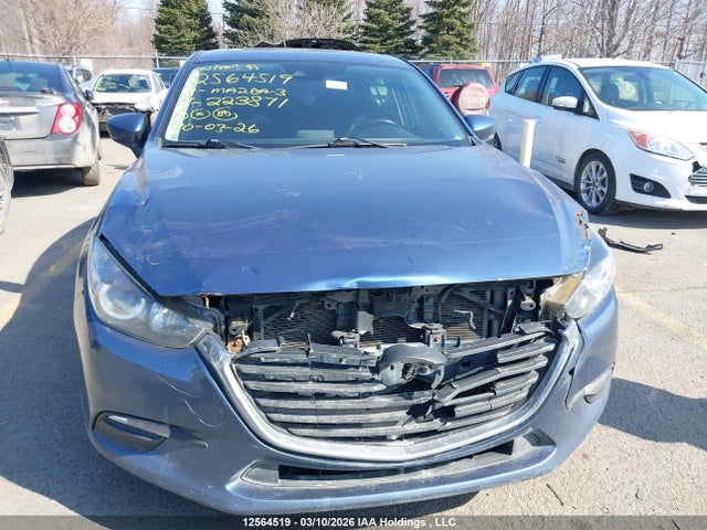 2018 Mazda Mazda3 მანქანა იყიდება აუქციონზე, vin: 3MZBN1L70JM223871, აუქციონის ნომერი: 12564519