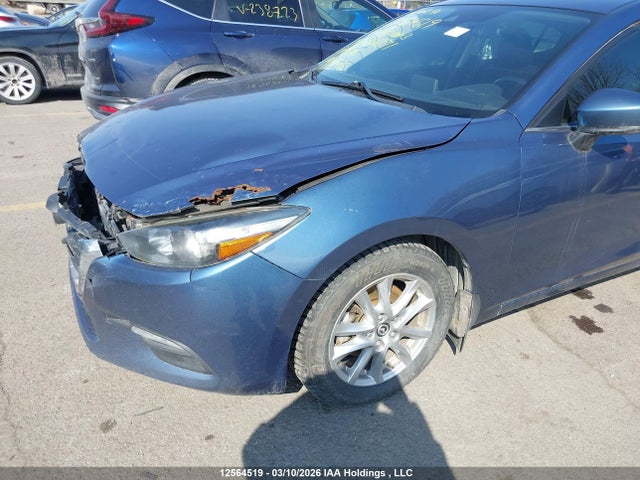 2018 Mazda Mazda3 მანქანა იყიდება აუქციონზე, vin: 3MZBN1L70JM223871, აუქციონის ნომერი: 12564519