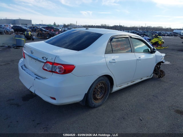 12564520 :رقم المزاد ، 2T1BU4EE8BC561709 vin ، 2011 Toyota Corolla Le مزاد بيع