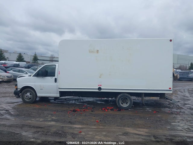 7GZ37TCG8KN009041 GMC Savana Cutaway G3500