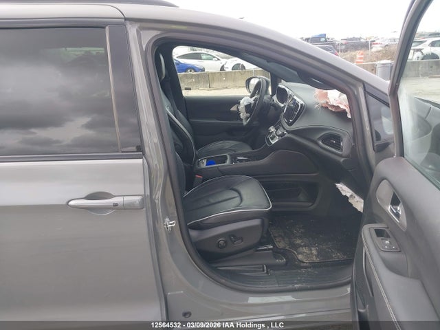 Продажа на аукционе авто 2025 Chrysler Pacifica Limited, vin: 2C4RC1GG1SR602129, номер лота: 12564532