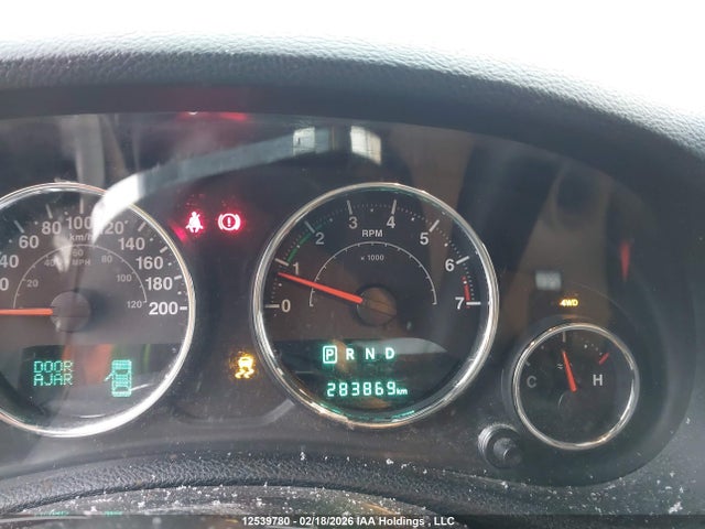 1C4BJWEG1HL677535 Jeep Wrangler Unlimited Sahara