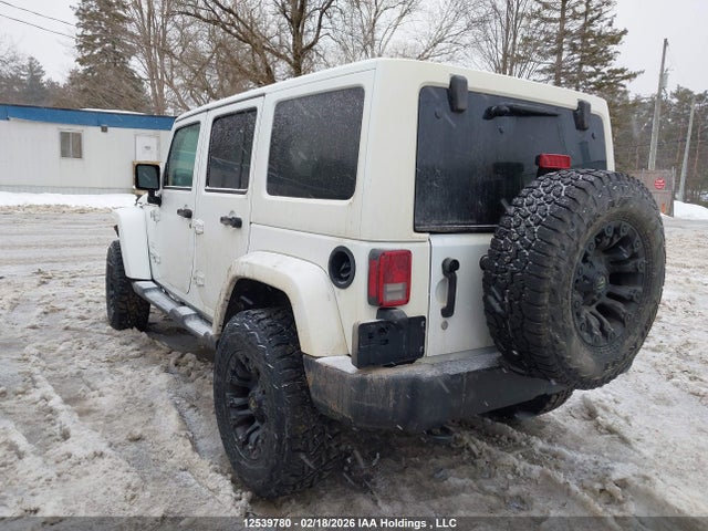 1C4BJWEG1HL677535 Jeep Wrangler Unlimited Sahara