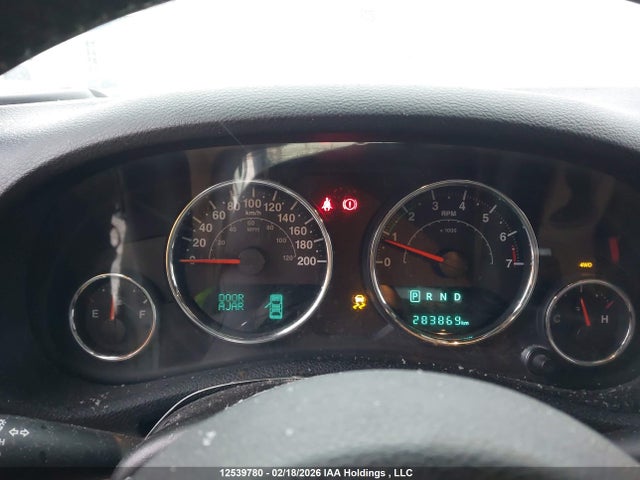 1C4BJWEG1HL677535 Jeep Wrangler Unlimited Sahara